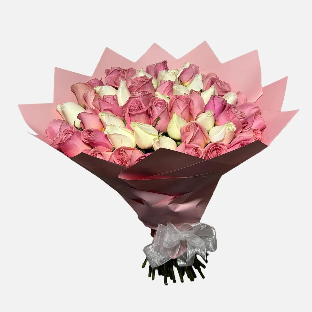 Ramo de 50 Rosas Blancas y Rosas