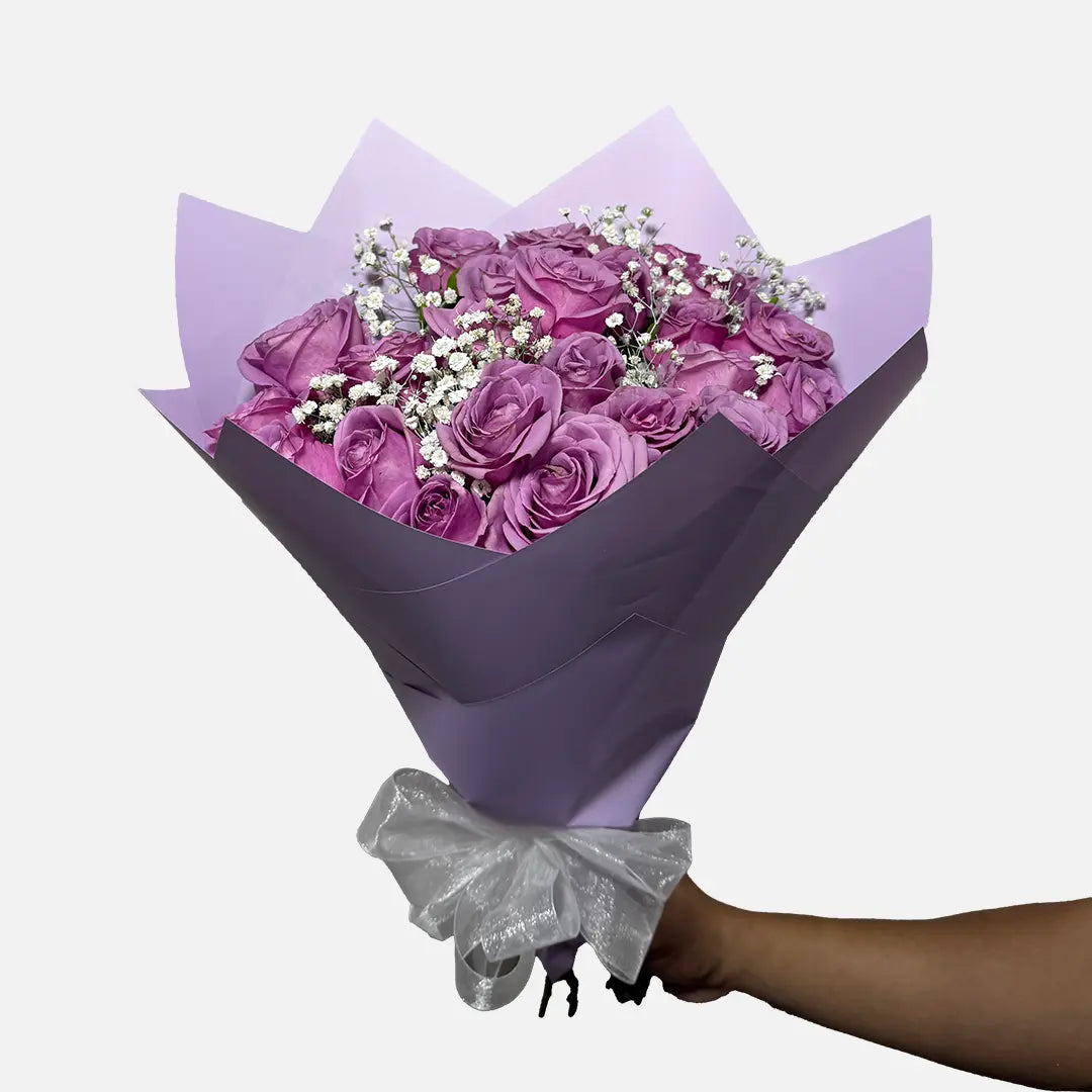 Ramo de 24 rosas lila