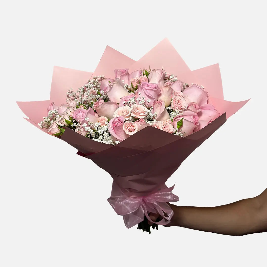 Ramo de 24 Rosas con Mini Rose