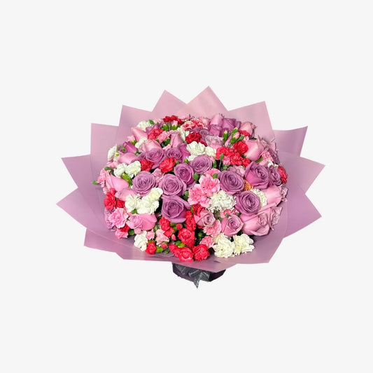Ramo de 50 Rosas y Complementos