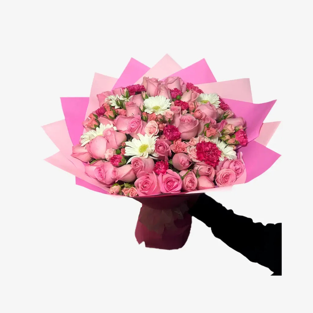 Ramo de 50 Rosas Rosas con Gerberas, Claveles y Mini Rose