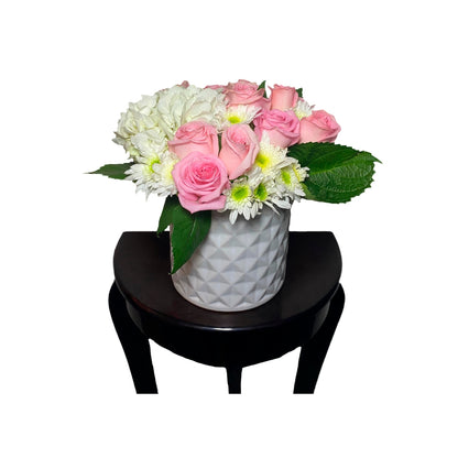 Arreglo hortencia con rosas