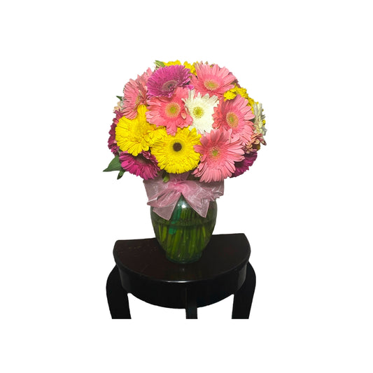 Arreglo de gerberas en florero